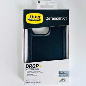 Otterbox Defender XT Black for iPhone 2022 X-Large pro MagSafe